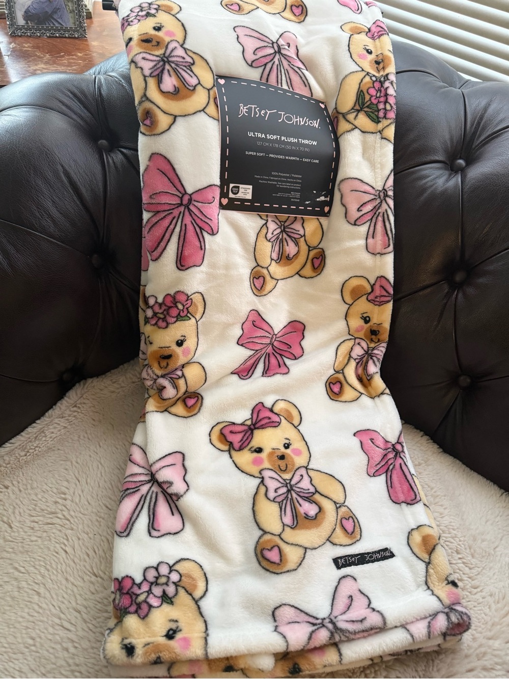Betsey Johnson NWT Plush Throw with Pink & Tan Teddy Bear Print